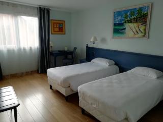 Hotel Blanc - Marigny-Saint-Marcel - 2