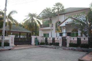 4 Bedroom Beachfront Pool House - Na Jomtien - 8