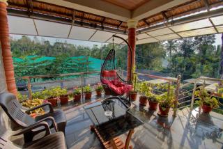 Srinikethana Home Stay with Swimming Pool - Madikeri - 7