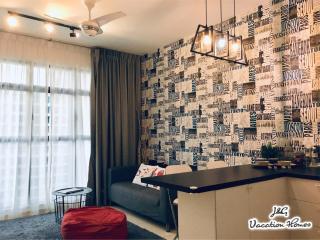 City Life by J&G Vacation Homes - 8