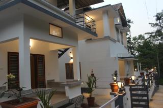 Zavon Holiday Home - Vythiri - 6