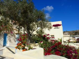 Barbarossa Suites - Emporio Santorini - 6