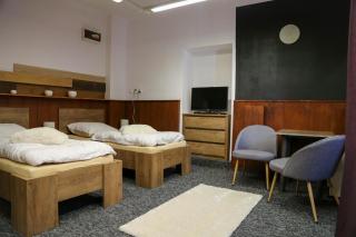 Apartmány Caffe & Grill - Roudnice nad Labem - 7