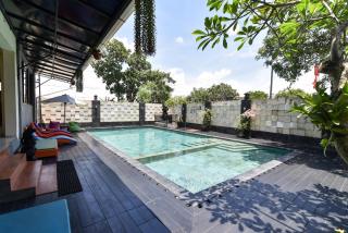 RedDoorz Plus near Mall Bali Galeria 2 - Denpasar - 1