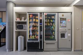 B&B HOTEL Calais Centre St Pierre - Calais - 4