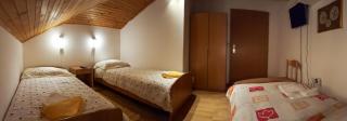 Rooms with shared kitchen Zver, great for hikers - Hudajužna - 5