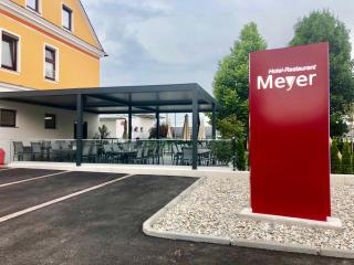 Hotel Restaurant Meyer - Kalsdorf bei Graz - 1