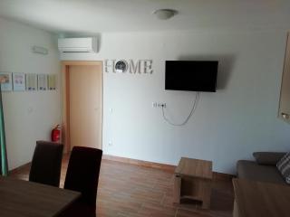 Apartment Eri - Primošten - 2