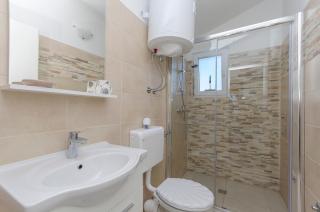 Apartments Snjezana - Pirovac - 2