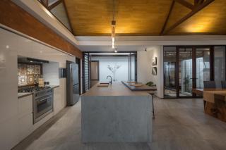 The Beach House - Batukaras - 4