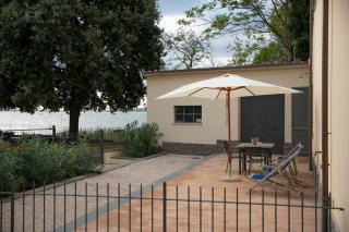 Waterfront Studio - Monte del Lago - 9