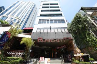 Ruamchitt Plaza Hotel - Bangkok - 8