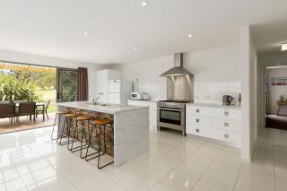 170 Hazards View Drive - Unit 2 - Coles Bay - 8