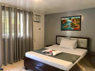 Marion Roos Hotel - Puerto Galera - 3