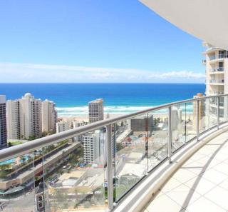 Beach Stay - Ocean & Riverview resort Chevron Renaissance central Surfers Paradise - Gold Coast - 0
