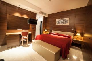 Family Center Hotel - Polla - 7