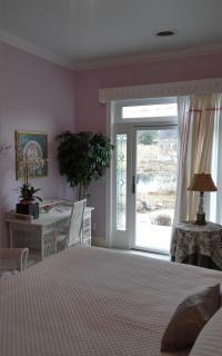 Inntiquity, A Country Inn - Logansport - 6
