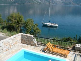 Boka Gardens Seaside Resort - Kotor - 2