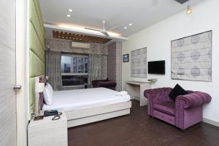 Hotel Rushabh Home - Calcuta - 9