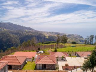 Rochão Village by Rent2U, Lda - Calheta - 6
