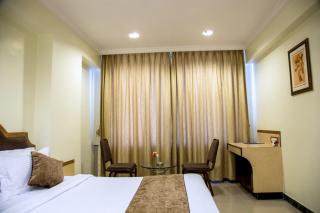 Hotel Tip Top Plaza - Thane - 3