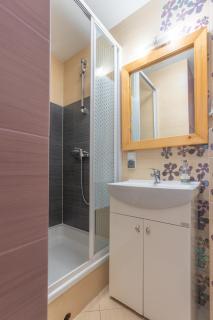 Zowiyrucha -100 m do wyciągów narciarskich i 900 m do term - 4