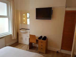 Boscombe Reef Hotel - 1