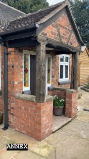 Domvilles Farm self catering Courtyard Stable - Alsager - 1