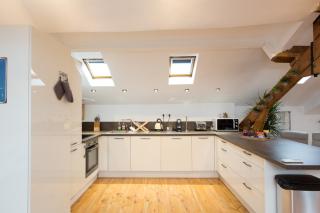 LB Vacation Rentals I Big Loft 107m2, 10min Walk to Palais des Festivals - 8