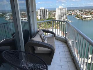 Moorings On Cavill Surfers Paradise - 1