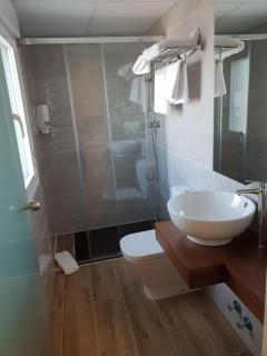 Hostal Cabañas - Carboneras de Guadazaón - 7