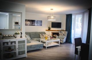 LUXURY 2-bed apartment with big terrace in aparthotel with outdoor pools in CALAHONDA - 0