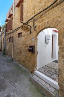 RUSTIC SELF-INN - Città di Rodi - 3