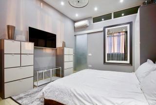 Luxury 3 Bedroom Apartment (Arcadia) - Odessa - 3
