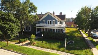The Wanderlust Hotel - Sturgeon Bay - 0