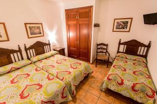 Hostal Marissal by Dorobe - Nerja - 8