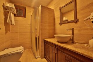 Milat Cave Hotel - 9