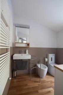 cV5 - La Spezia city center - Wide modern apartment walking distance to the station to Cinque Terre - Big terrace on the roofs - La Spezia - 1
