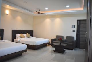 Hotel Sami V Landmarks - Aranthangi - 1