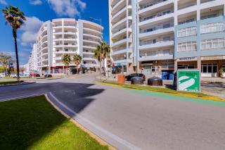 Rei - Quarteira - 3 min to the beach - Vilamoura - 6