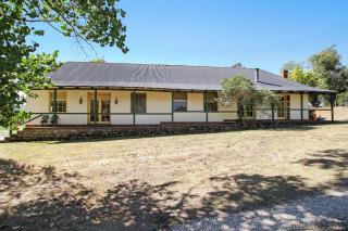 Colonial Inn Guest Rooms - Yackandandah - 4
