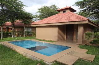 Golden Amoon Resort - Narasapura - 9