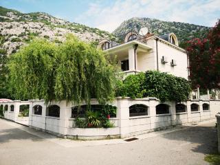 Villa Teuta - Risan - 8