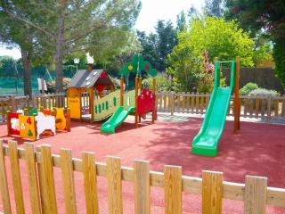 Cosy Holiday Home in Arles with Pool - Arles - 6