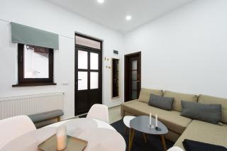 Gorgeous Brasov Flat with Patio and Mountain Views - Braşov - 3