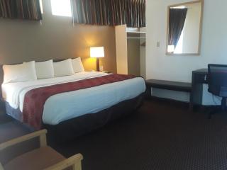 Econo Lodge Colorado Springs Downtown - 3