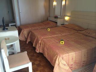 Hotel Kypreos - 1