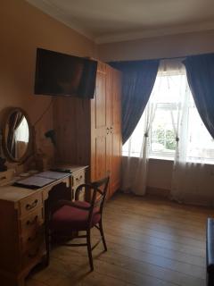 The Old Bank Bruff Family Town House - 3