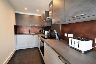 Brunel Loft Apartments - YA - 2