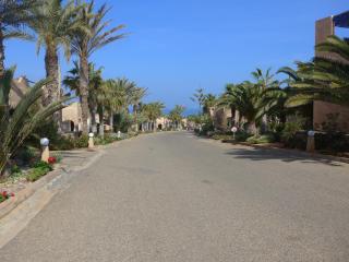 VILLA DE STANDING --PISCINE - MER - BOULODROME - TENNIS - Tiznit - 9